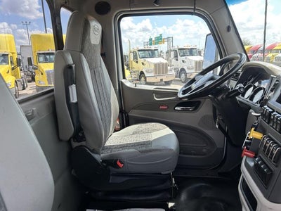 2020 Peterbilt 567 Base