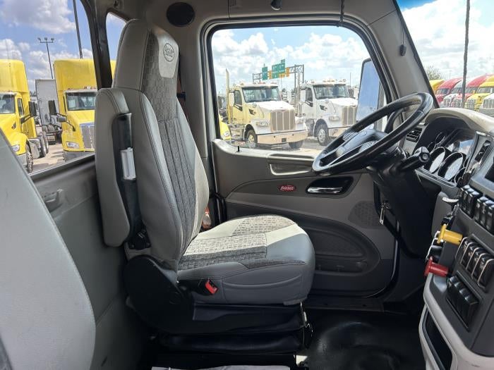 2020 Peterbilt 567 Base