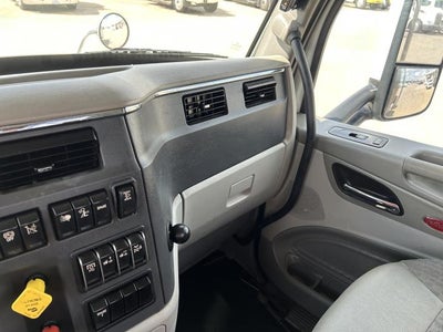 2020 Peterbilt 567 Base