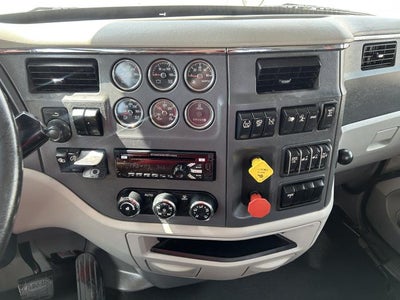 2020 Peterbilt 567 Base