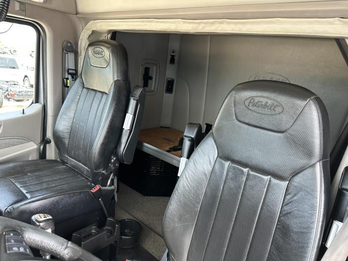 2021 Peterbilt 567 Base