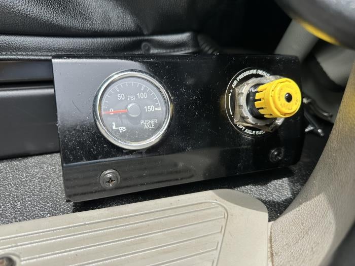 2021 Peterbilt 567 Base