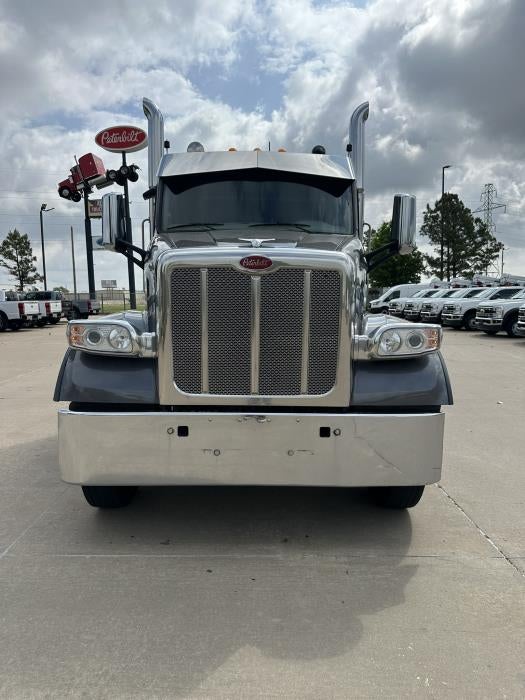 2021 Peterbilt 567 Base