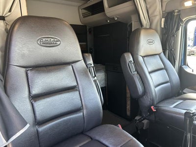 2025 Peterbilt 589 Base