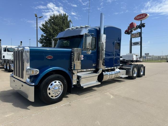 2025 Peterbilt 589 Base