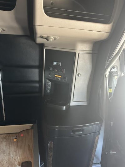 2025 Peterbilt 589 Base
