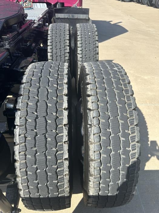 2025 Peterbilt 589 Base