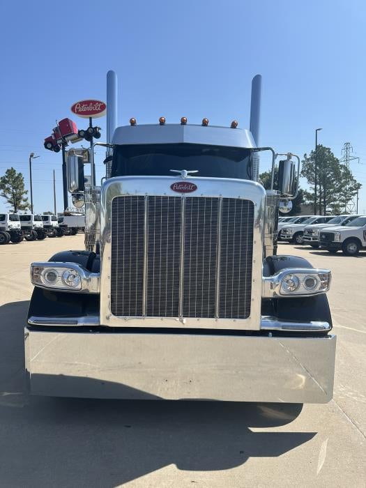 2026 Peterbilt 589 Base