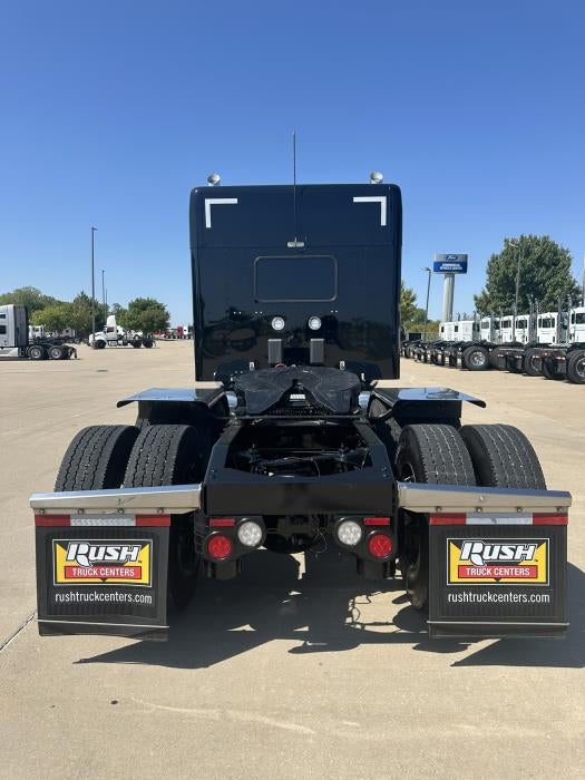 2026 Peterbilt 589 Base