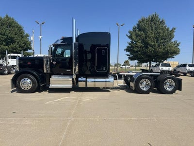 2026 Peterbilt 589 Base