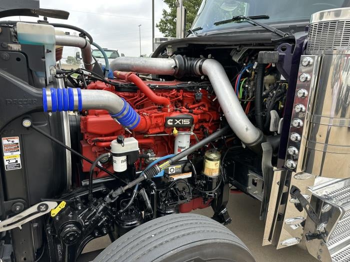 2025 Peterbilt 589 Base