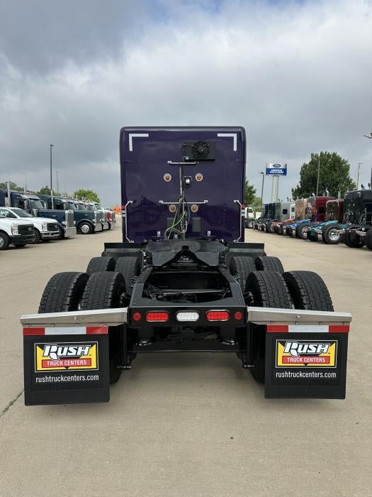 2025 Peterbilt 589 Base