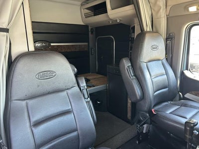2025 Peterbilt 589 Base