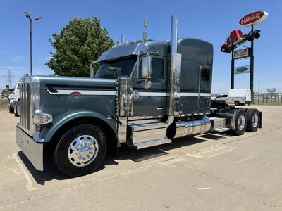 2025 Peterbilt 589 Base