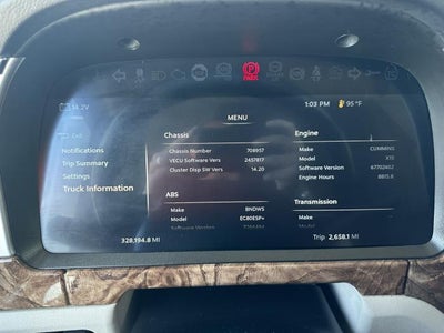 2025 Peterbilt 589 Base