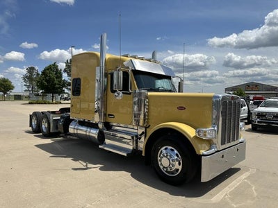2025 Peterbilt 589 Base