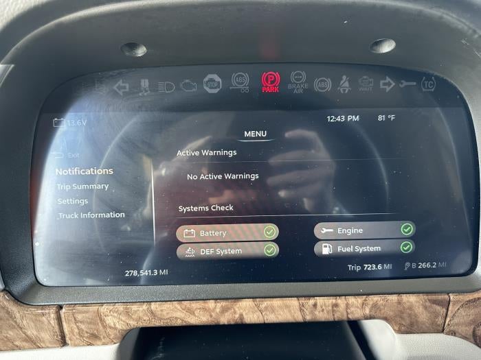 2025 Peterbilt 589 Base