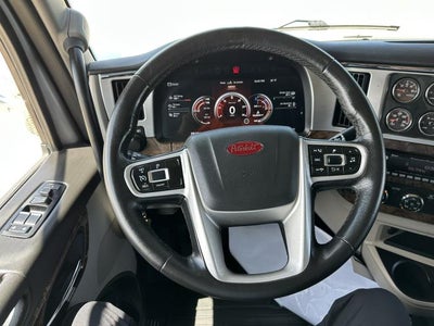 2025 Peterbilt 589 Base
