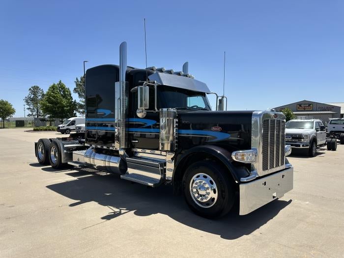 2025 Peterbilt 589 Base
