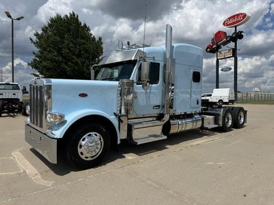 2025 Peterbilt 589 Base
