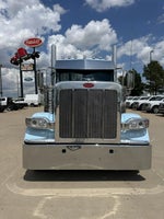2025 Peterbilt 589 Base