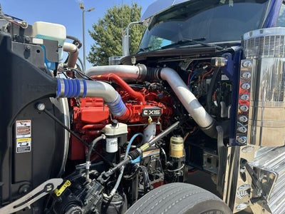 2025 Peterbilt 589 Base