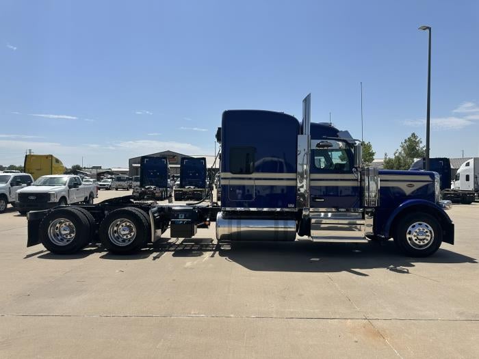 2025 Peterbilt 589 Base