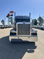 2025 Peterbilt 589 Base