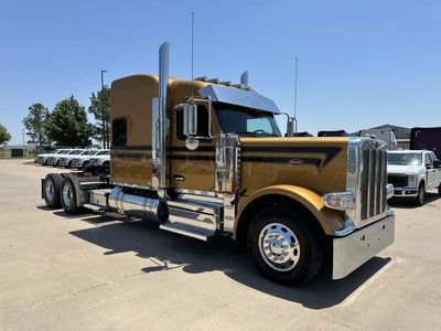 2025 Peterbilt 589 Base