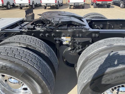 2022 Peterbilt 389 Base