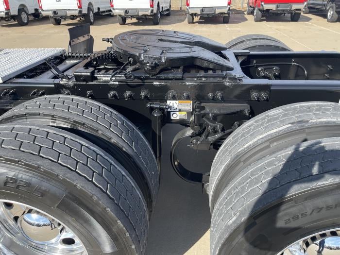 2022 Peterbilt 389 Base