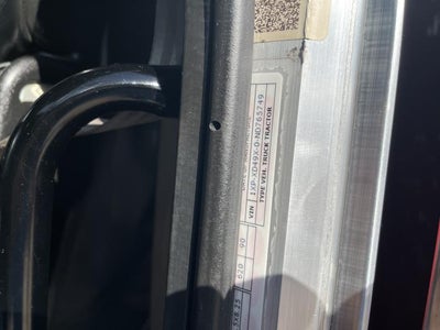 2022 Peterbilt 389 Base