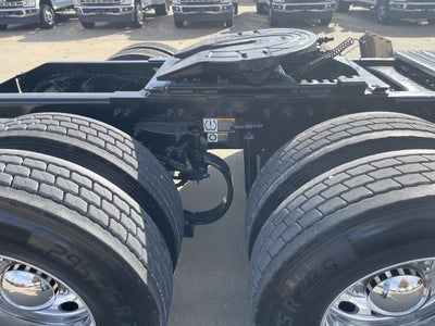 2022 Peterbilt 389 Base