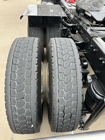 2022 Peterbilt 389 Base