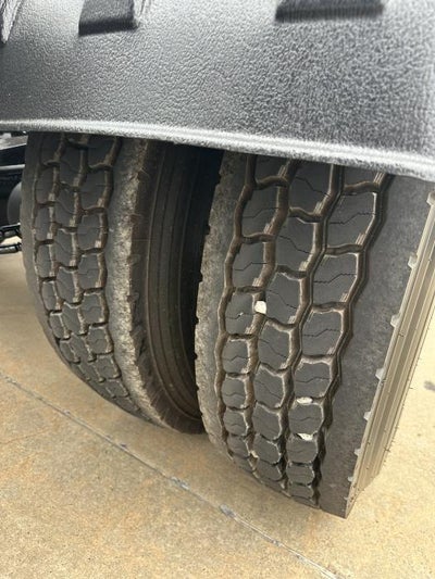 2022 Peterbilt 389 Base