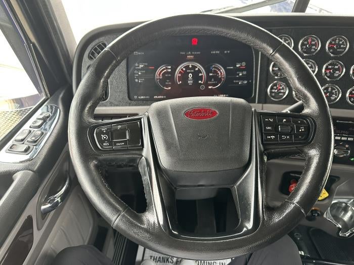 2022 Peterbilt 389 Base