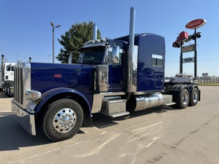 2022 Peterbilt 389 Base