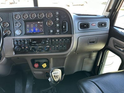 2022 Peterbilt 389 Base