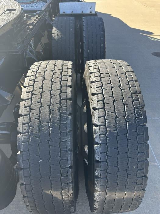 2023 Peterbilt 389 Base