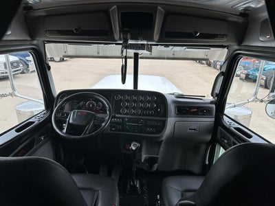 2024 Peterbilt 389 Base