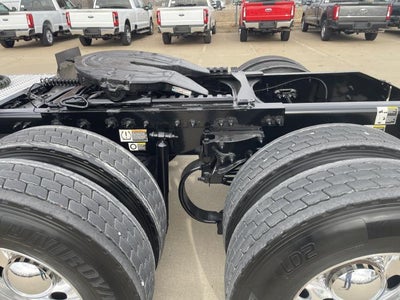 2024 Peterbilt 389 Base