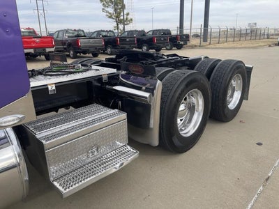 2024 Peterbilt 389 Base