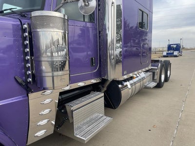 2024 Peterbilt 389 Base