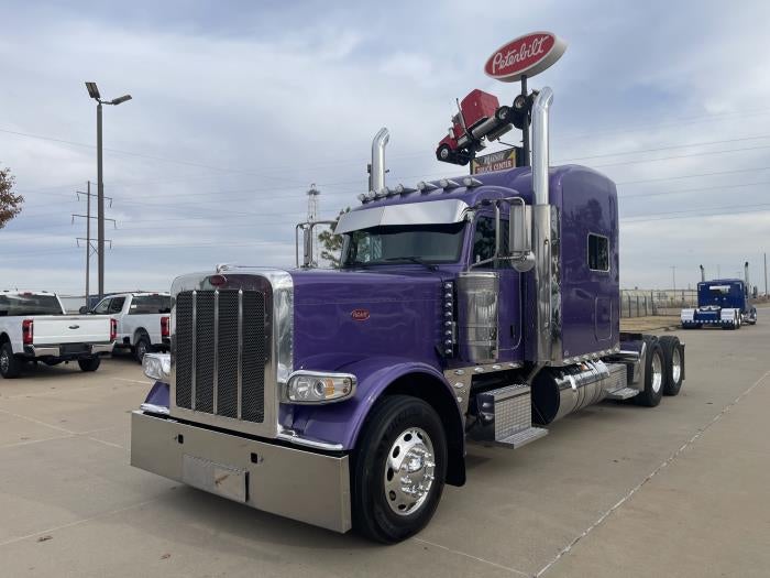 2024 Peterbilt 389 Base