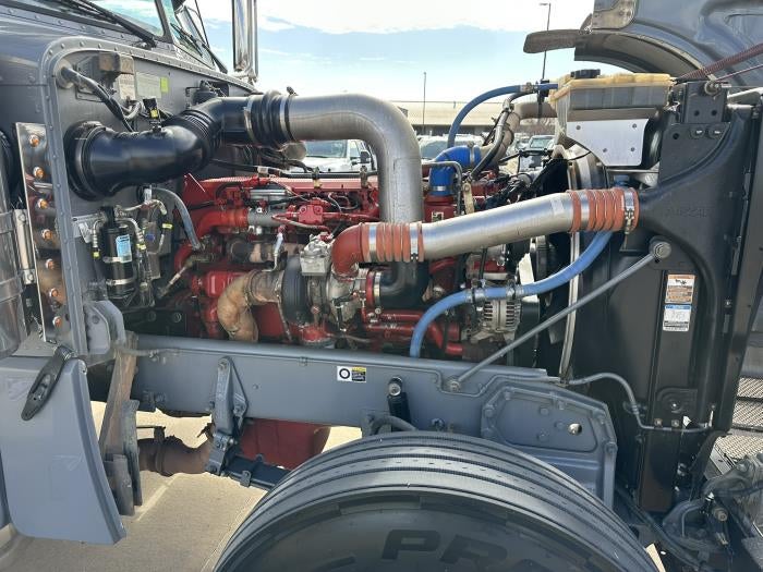 2019 Peterbilt 389 Base