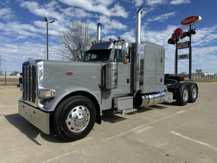 2019 Peterbilt 389 Base