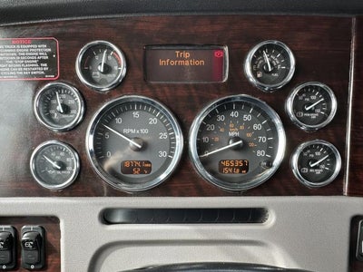 2019 Peterbilt 389 Base