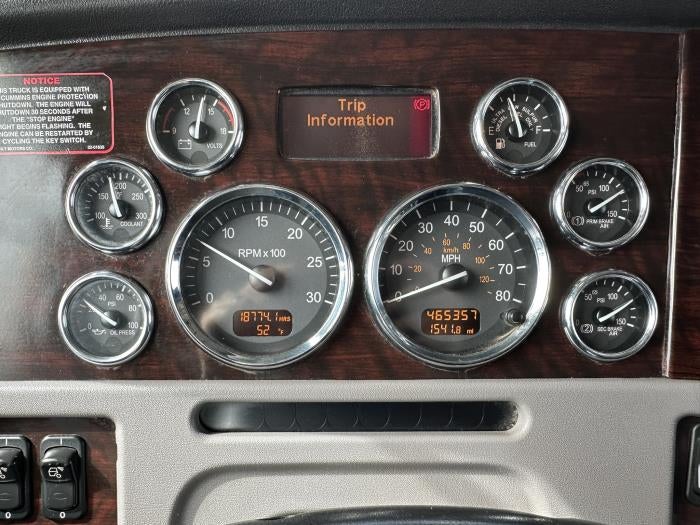 2019 Peterbilt 389 Base