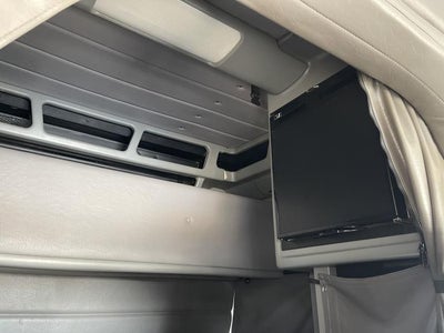 2022 Peterbilt 389 Base