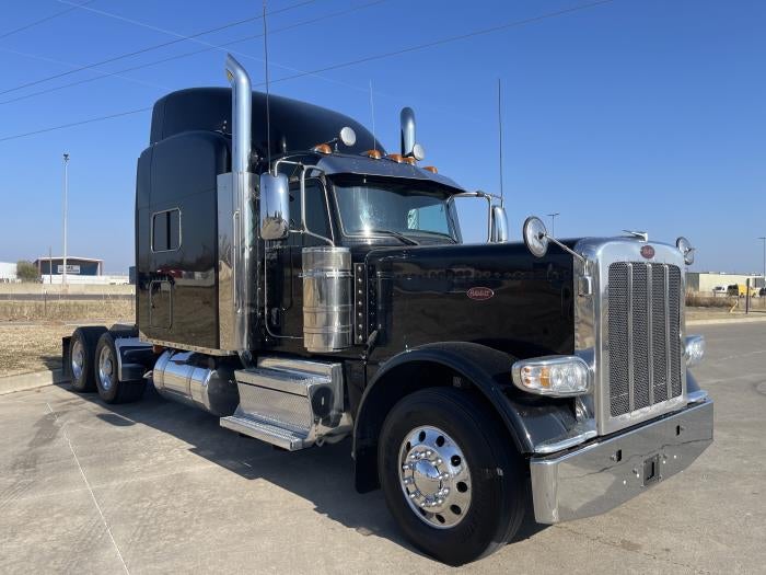 2022 Peterbilt 389 Base